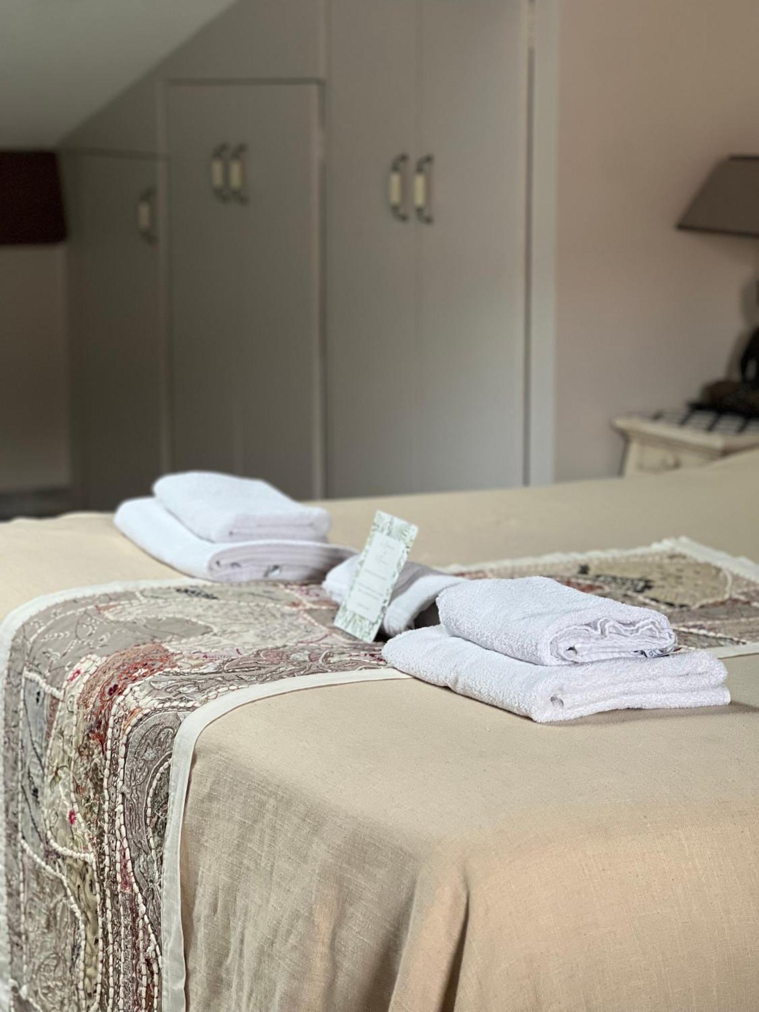 Domaine De La Tannerie Chambres D'Hotes Et Appartements Prades  Kültér fotó