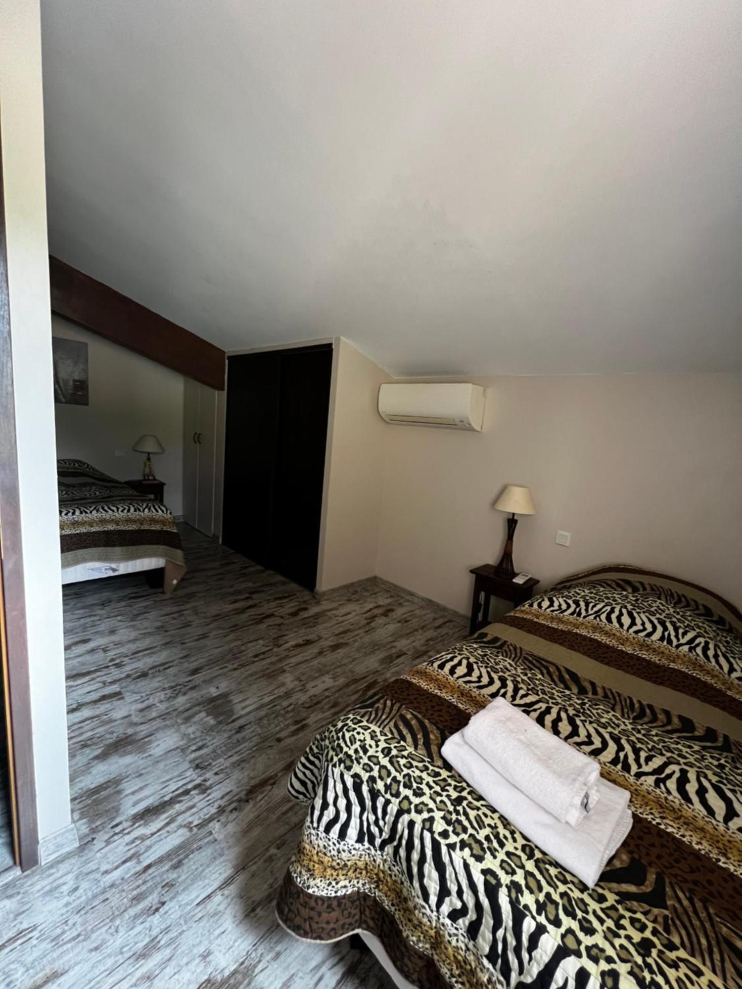 Domaine De La Tannerie Chambres D'Hotes Et Appartements Prades  Kültér fotó