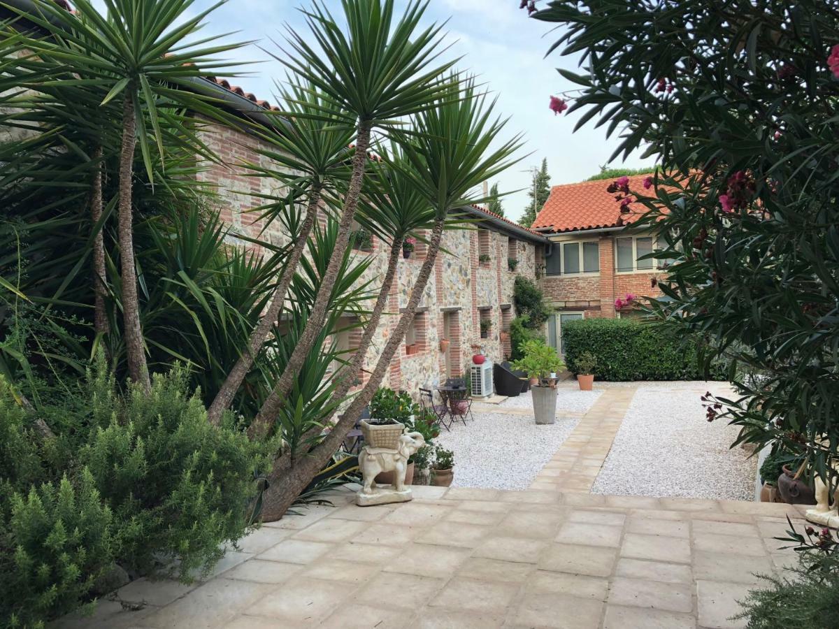 Domaine De La Tannerie Chambres D'Hotes Et Appartements Prades  Kültér fotó